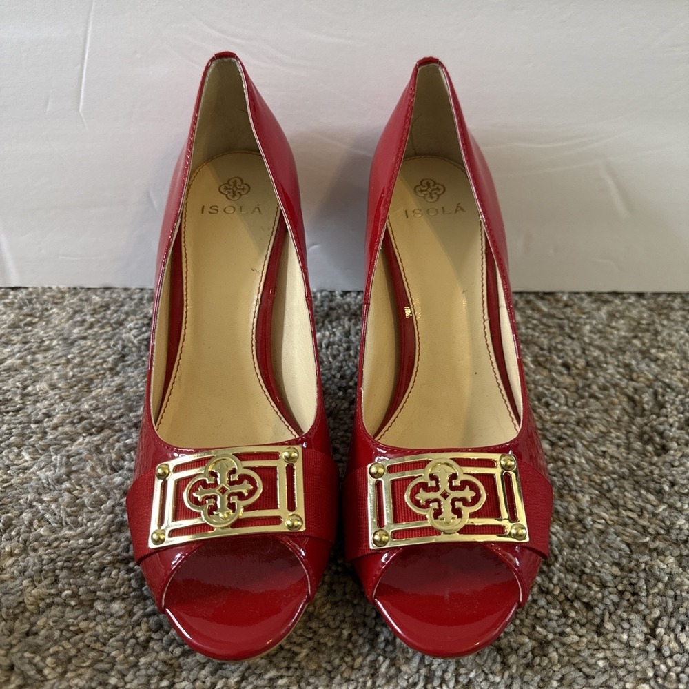 Isola Women's Red Patent Leather Peep Toe Heels Size 9